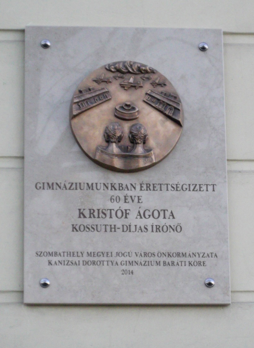 Kristóf Ágota-emléktábla